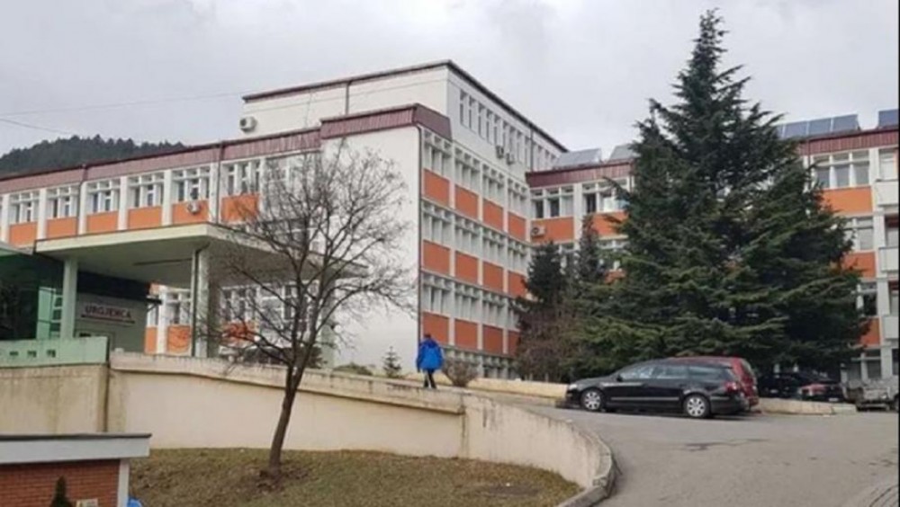 Groază într-un spital. Un bebeluș născut mort a fost băgat în mașina de spălat